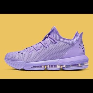 Nike LeBron 16, Low. Purple